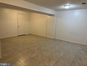 14684 Cloverdale Rd in Woodbridge, VA - Building Photo - Building Photo