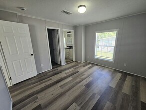 1400 Banana Rd in Lakeland, FL - Building Photo - Building Photo