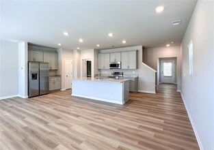 504 John Harm Wy in Gainesville, GA - Building Photo - Building Photo