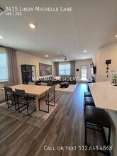 8415 Linda Michelle Ln in Austin, TX - Foto de edificio - Building Photo