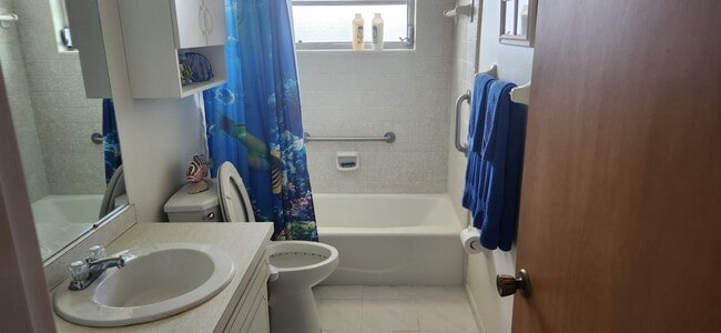 310 Degas Dr in Nokomis, FL - Building Photo - Building Photo