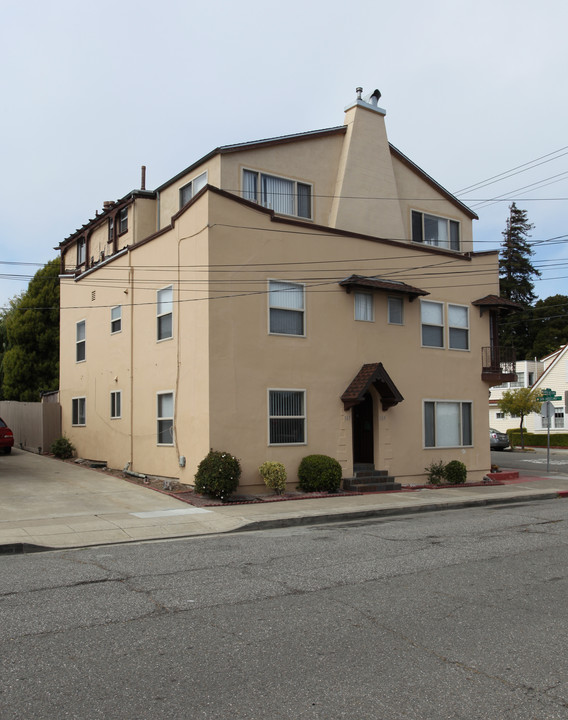 165 Santa Helena Ave in San Bruno, CA - Building Photo