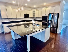 68 Shell Hall Way in Bluffton, SC - Foto de edificio - Building Photo
