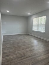 8453 Old Spanish Trail Rd in Pensacola, FL - Building Photo - Building Photo