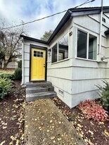 4375 WA-3 in Bremerton, WA - Building Photo