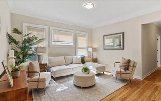 2915 Lyndale Ave N, Unit Unit 1 Main Level in Minneapolis, MN - Building Photo