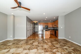 404 N Sarah St in St. Louis, MO - Building Photo - Building Photo