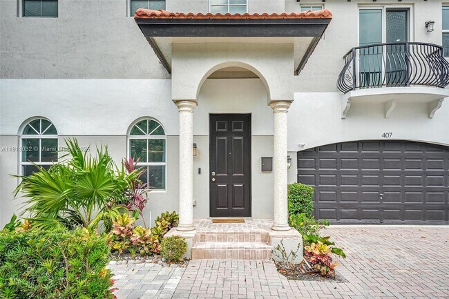 407 SW 17th St in Fort Lauderdale, FL - Building Photo - Building Photo