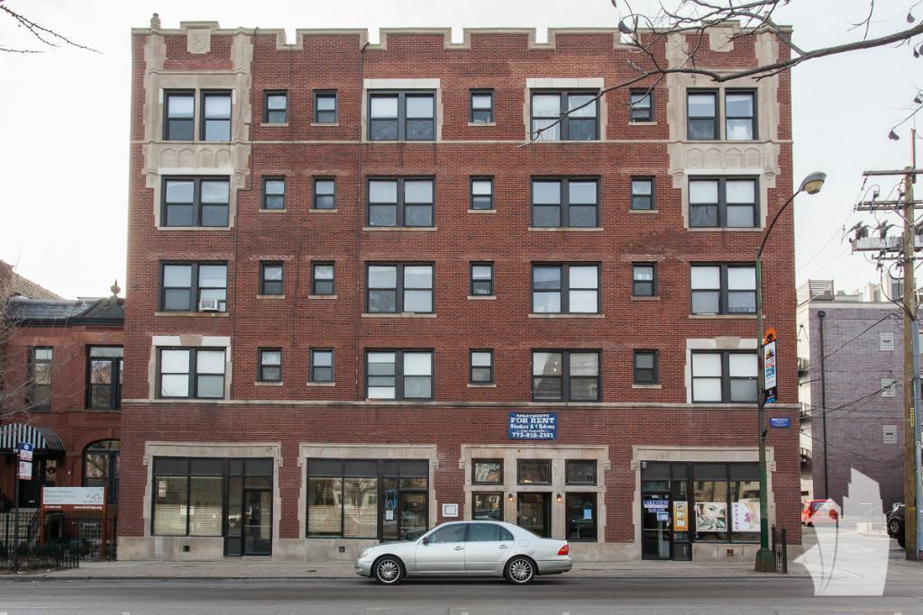 739 W Belmont Ave, Unit 514 in Chicago, IL - Building Photo