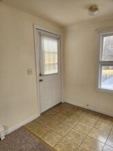 96 Portland Ave in Redding, CT - Building Photo - Building Photo