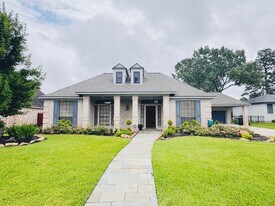 20402 Sunny Shores Dr in Humble, TX - Building Photo