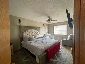 2326 Mathias Rd in Shakopee, MN - Building Photo - Building Photo