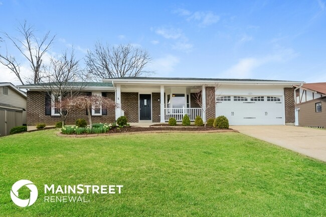 property at 3 Greenfield Ct