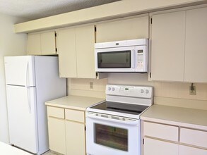 705 Mill Valley Pl in West Palm Beach, FL - Building Photo - Building Photo