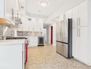 1017 N Front St in Harrisburg, PA - Building Photo - Building Photo