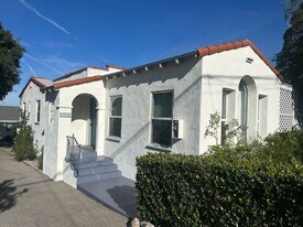 10023 Silverton Ave in Tujunga, CA - Building Photo