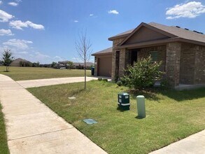 9413 Firedog Dr in Fort Worth, TX - Building Photo - Building Photo