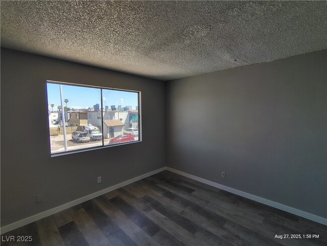 property at 3663 Kolendo Ct