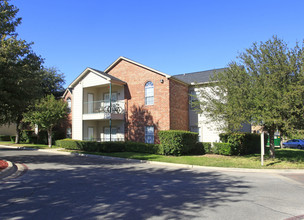 Turtle Creek Village Apartments in Belton, TX - Building Photo - Building Photo