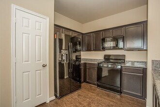 15030 Silhouette Ridge Dr in Humble, TX - Foto de edificio - Building Photo