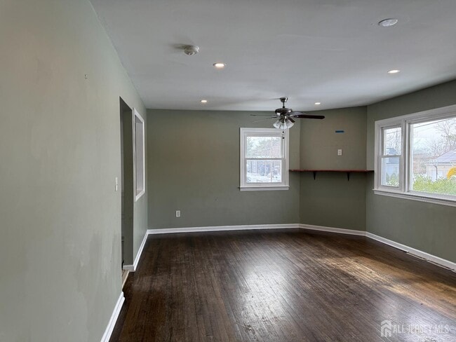 114 Netherwood Ave in Piscataway, NJ - Building Photo - Building Photo