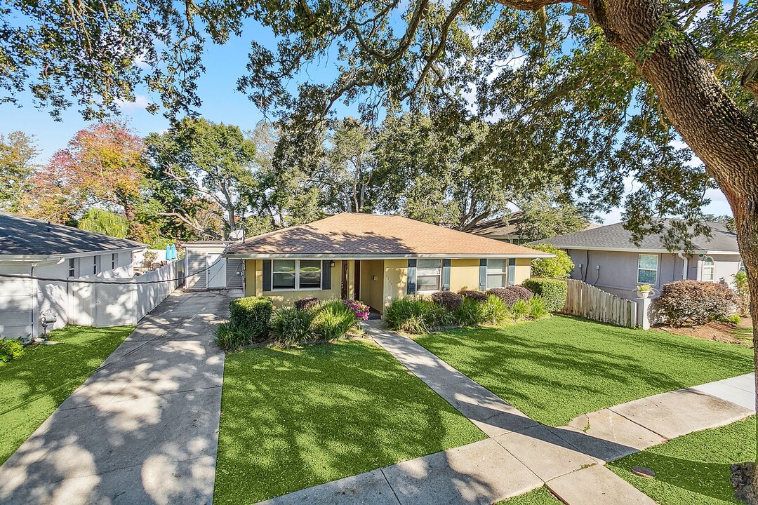 1339 Riviera Ave in New Orleans, LA - Building Photo