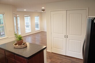 13351 Park Ave in Conroe, TX - Building Photo - Building Photo