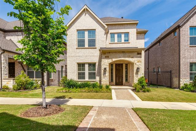 property at 704 Yellow Warbler Wy