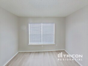 2208 Capstan Dr in Arlington, TX - Building Photo - Building Photo