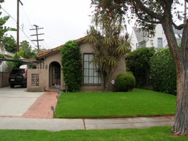 8549 Clifton Wy in Beverly Hills, CA - Building Photo