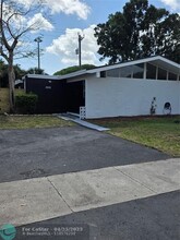 3650 NW 44th Ave in Lauderdale Lakes, FL - Building Photo - Building Photo