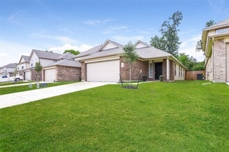 341 Shelby Meadow Dr in Willis, TX - Building Photo - Building Photo