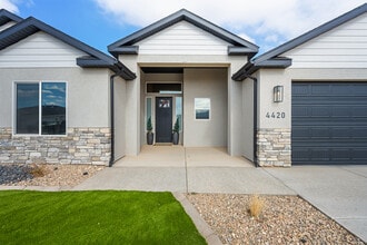4420 W 300 N in Cedar City, UT - Foto de edificio - Building Photo