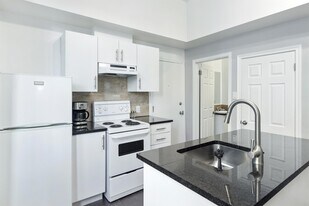 467 Slater St. in Ottawa, ON - Building Photo