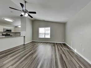 108 Sampson Ct in Selma, NC - Building Photo - Building Photo