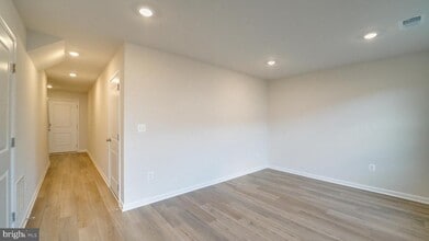 103 Brashear Ct in Martinsburg, WV - Building Photo - Building Photo