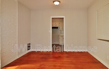 6474 Fordham Cir E in Jacksonville, FL - Building Photo - Building Photo