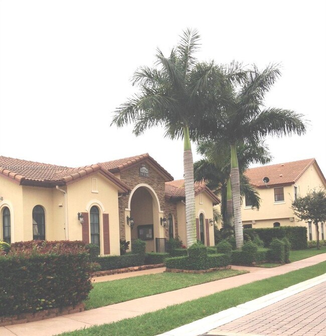 3263 NW 102nd Pl, Unit 3263 in Doral, FL - Building Photo - Building Photo