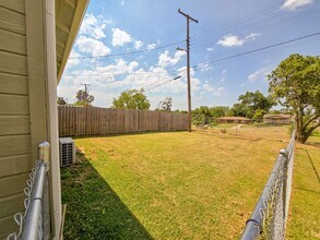 1224 N Market Ave in Shawnee, OK - Building Photo - Building Photo
