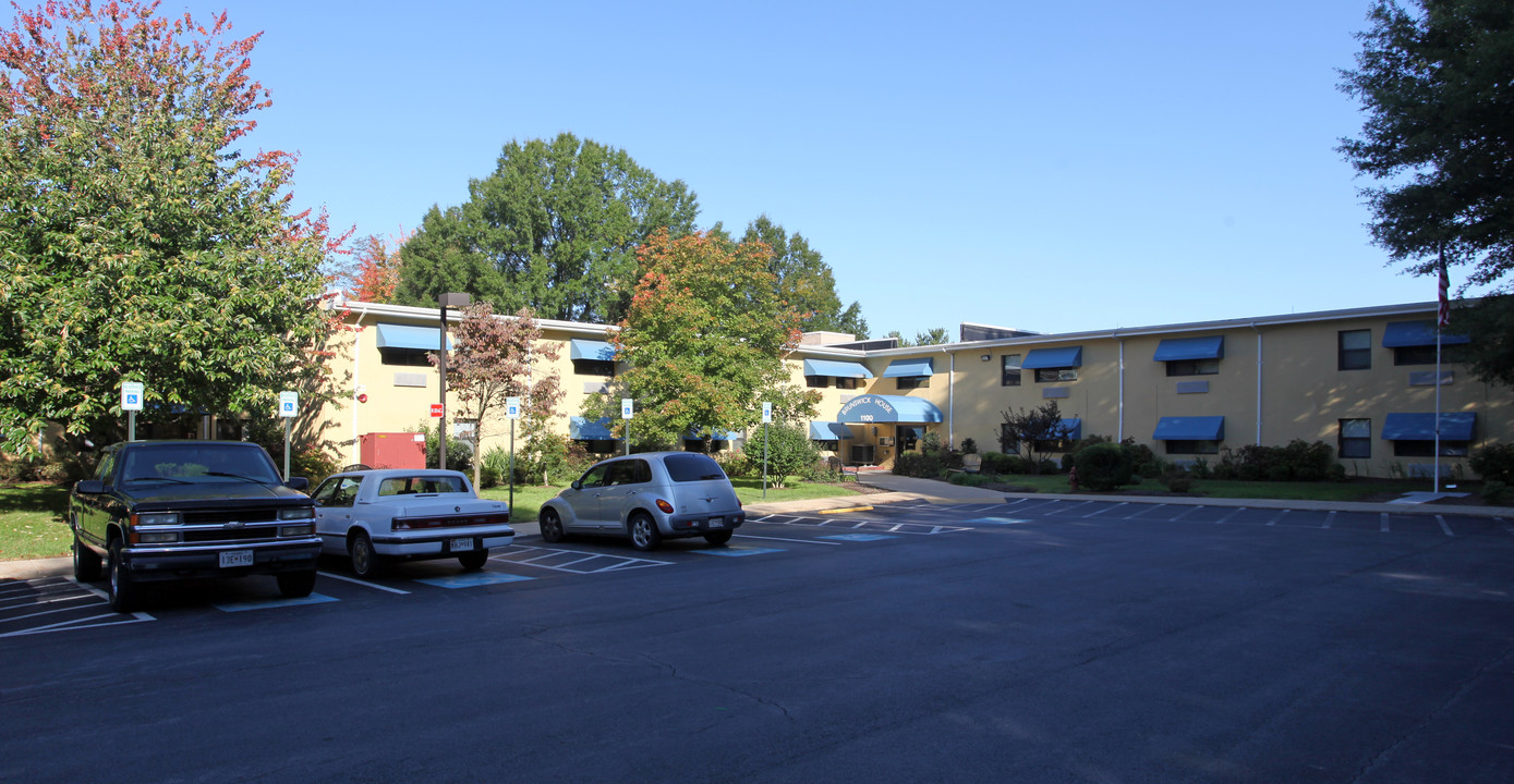 Brunswick House Apartments- 62+ in Brunswick, MD - Building Photo