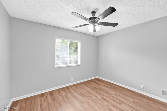 7791 Esmeralda Way in Naples, FL - Building Photo - Building Photo
