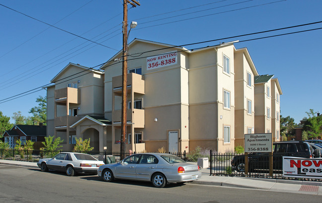 Bighorn Apartments in Sparks, NV - Foto de edificio - Building Photo