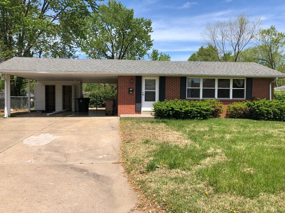 1818 Brink Ave in Cape Girardeau, MO - Building Photo