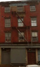 38-40 Grand St in New York, NY - Building Photo - Building Photo