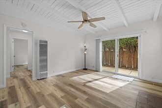 530 Illinois St, Unit C in El Segundo, CA - Foto de edificio - Building Photo