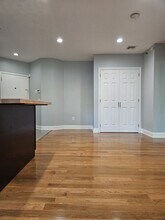 93 Hempstead Ave in Lynbrook, NY - Building Photo - Building Photo