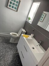 4010 Meridian Ave in Miami Beach, FL - Building Photo - Building Photo