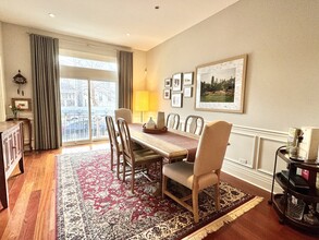 3016 N Clifton Ave in Chicago, IL - Building Photo - Building Photo