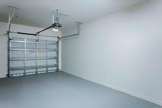 833 Millbrae Ct in West Palm Beach, FL - Building Photo - Building Photo