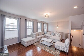 6748 Green Mill Way in Columbia, MD - Building Photo - Building Photo